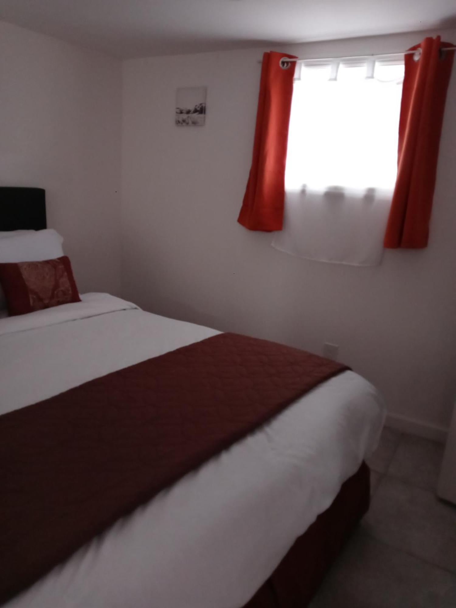 Appartement "Cozy Basement Retreat Just 40 Minutes To Nyc!" à Irvington Extérieur photo
